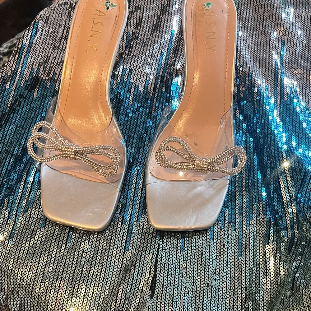 Elegant Silver Heels with Rhinestone Bow by